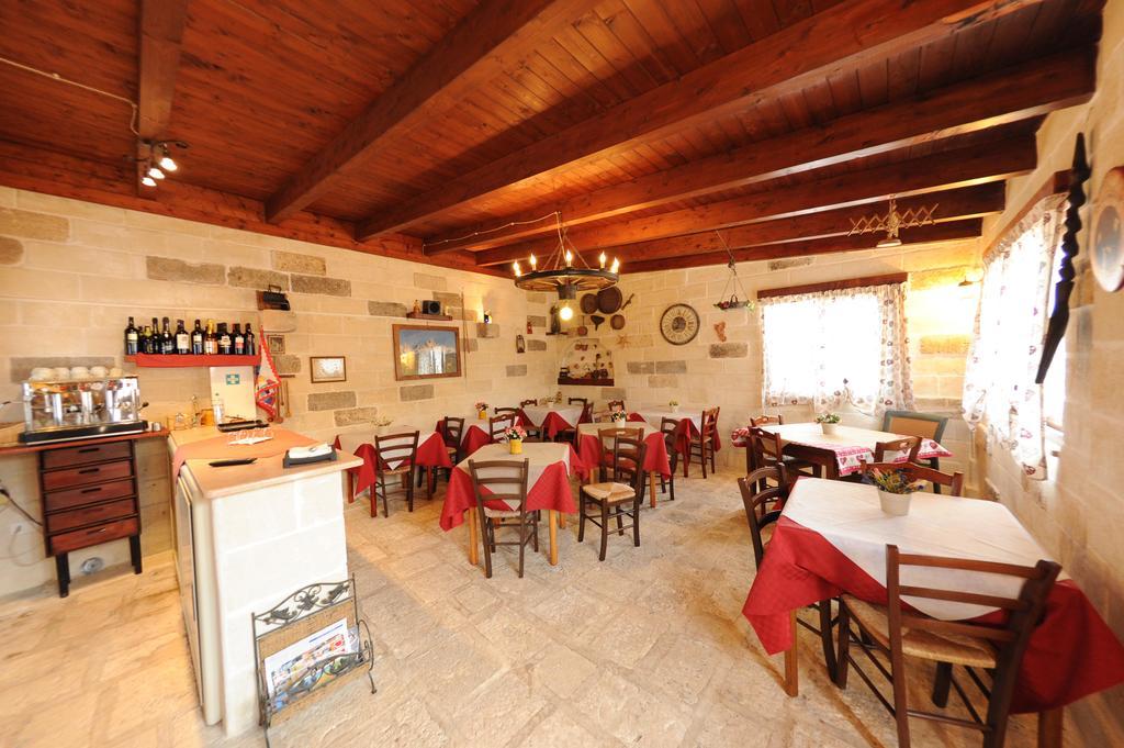 טורה סנטה סאבינה B&B Il Giardino Degli Ulivi מראה חיצוני תמונה