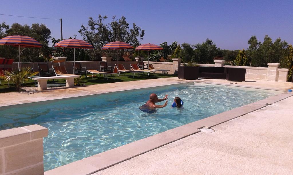 טורה סנטה סאבינה B&B Il Giardino Degli Ulivi חדר תמונה